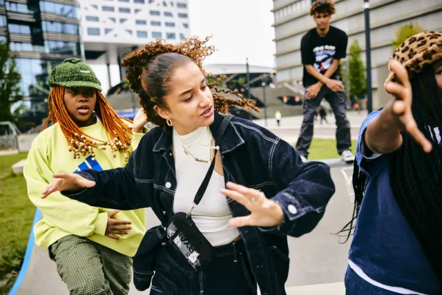 Studenten dansen hip-hop