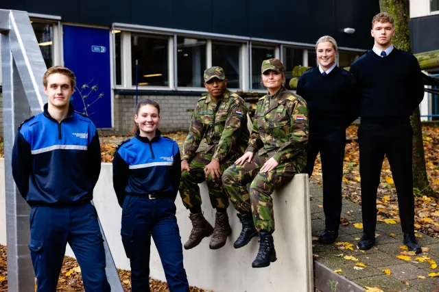 Studenten Veiligheid & Defensie College 