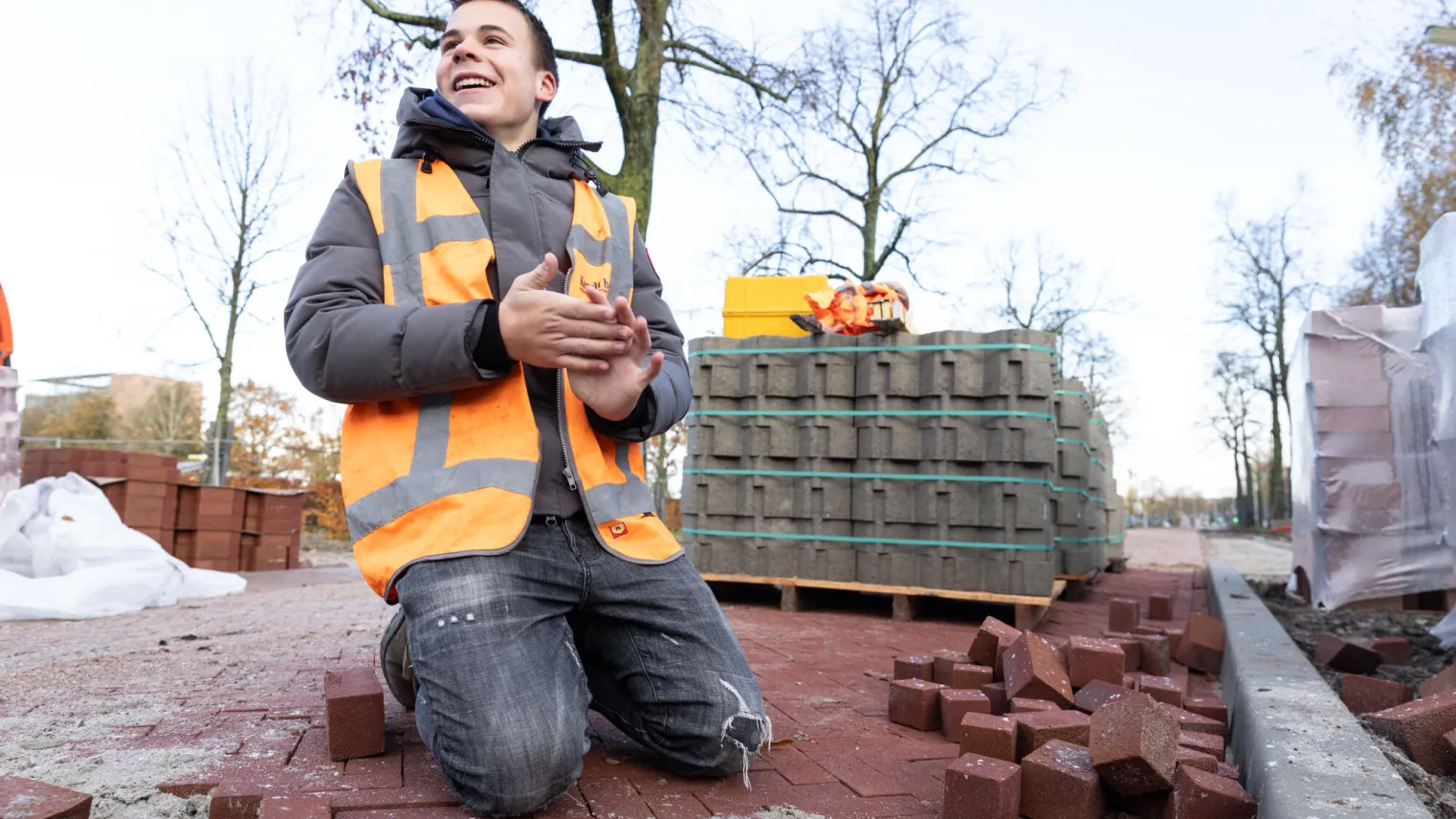 Opperman-bestrating-werkt-aan-nieuwe-straat