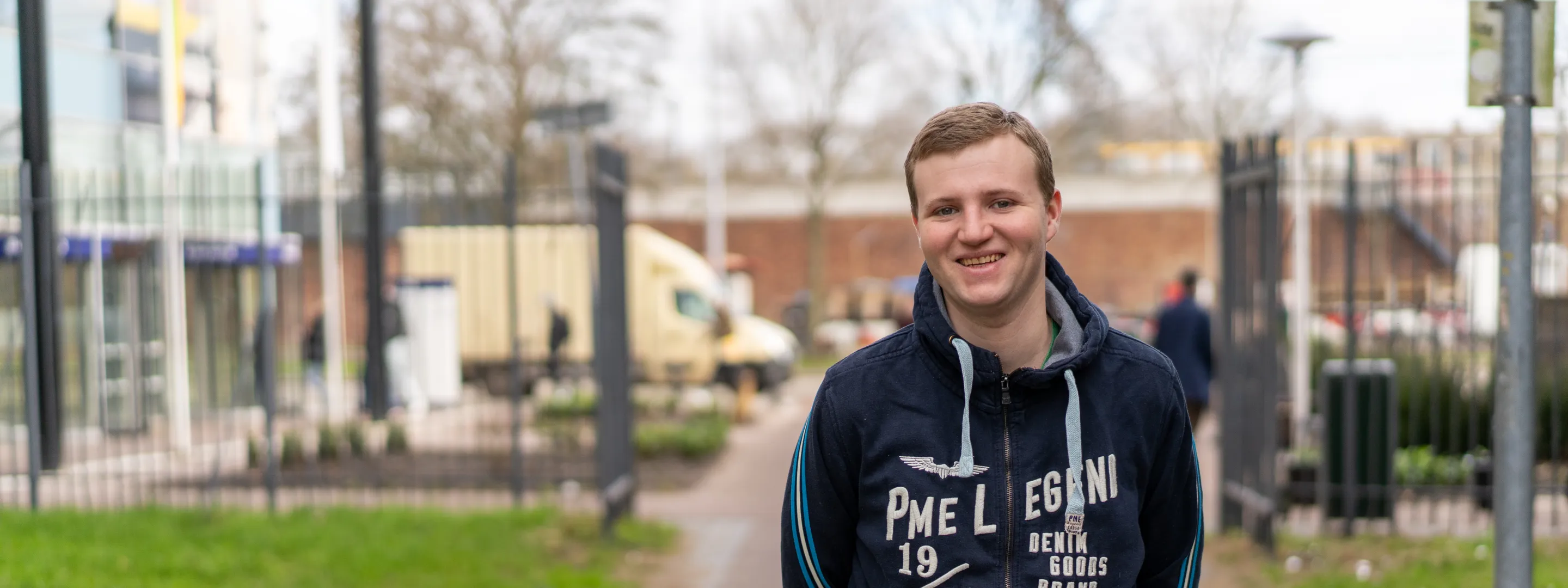 Joris volgt de opleiding Verpleegkundige op het Gezondheidszorg College