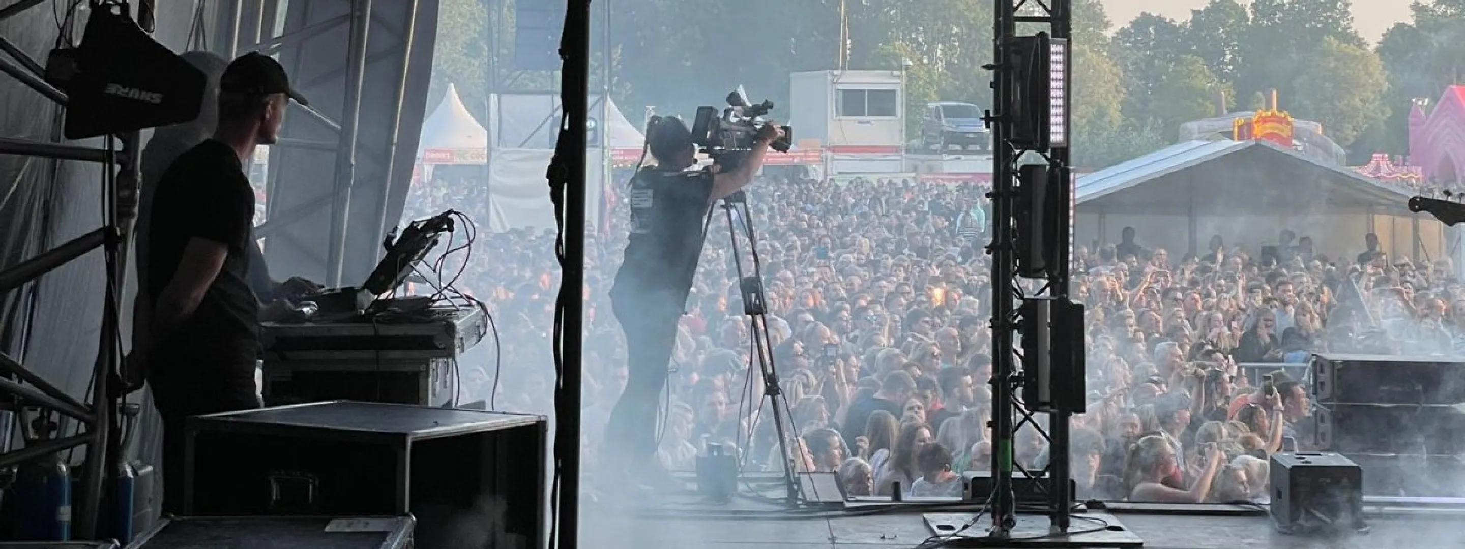 Student ROC Midden Nederland filmt bij Zomerspektakel 2023